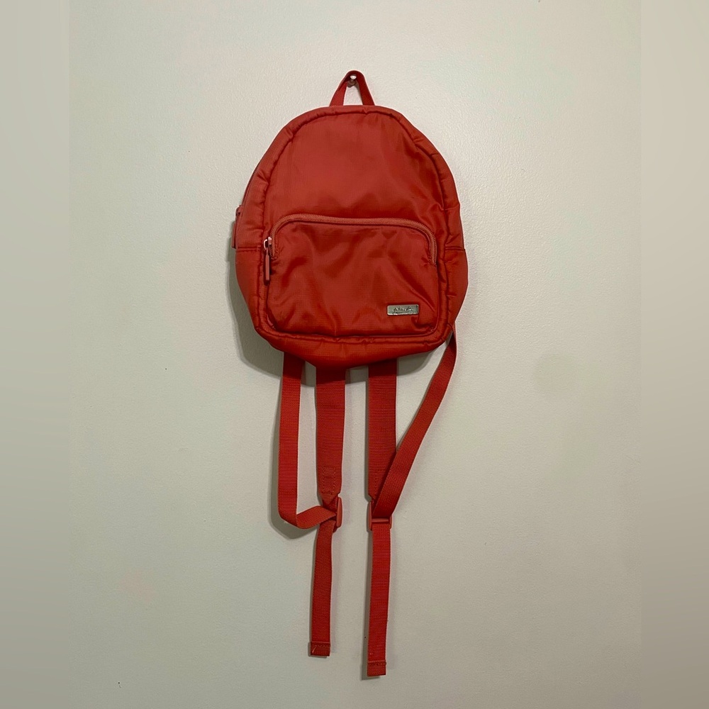 Victorias Secret PINK Mini Backpack rosi Orange Padded Straps